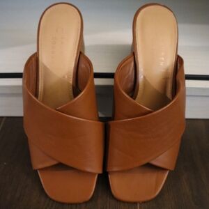 LC Lauren Conrad Tan Sandals